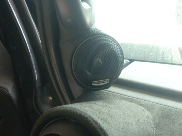 悍馬音響改裝——悍馬汽車(chē)音響改裝悍馬H2改裝音響 汽車(chē)內(nèi)室改裝