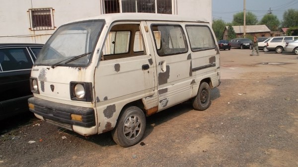 汽車(chē)音響改裝 重金打造黃金小面 面包車(chē)改裝音響