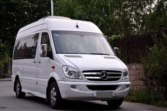 奔馳凌特324商務(wù)車