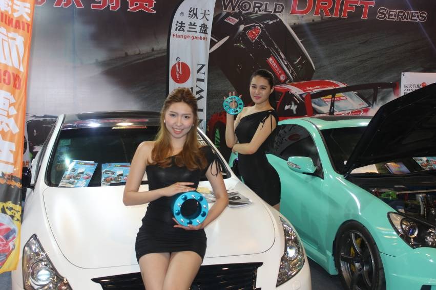 福特?？怂垢难b賽車拖車鉤 牽引掛鉤 蒙迪歐致勝改裝前杠拖車碼 st改裝