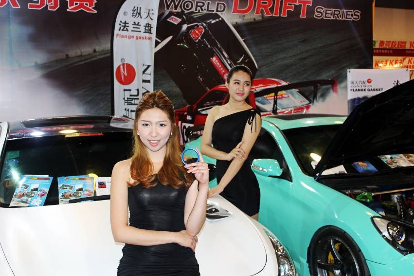 福特?？怂垢难b賽車拖車鉤 牽引掛鉤 蒙迪歐致勝改裝前杠拖車碼 st改裝