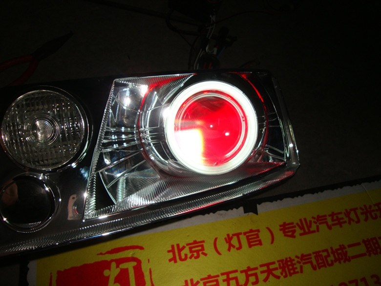 捷達(dá)改裝雙透鏡氙氣燈