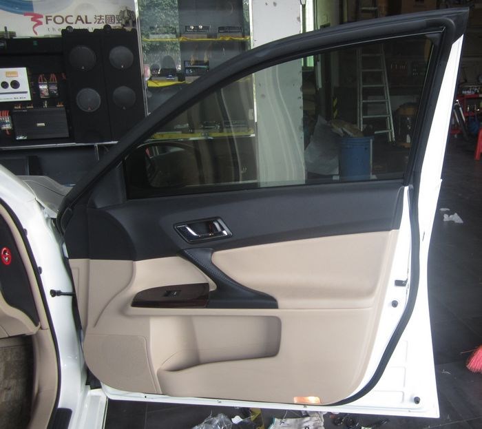 佛山汽車(chē)音響·途歌汽車(chē)影音：銳志音響改裝法國(guó)勁浪喇叭+卡萊功放+捷力低音