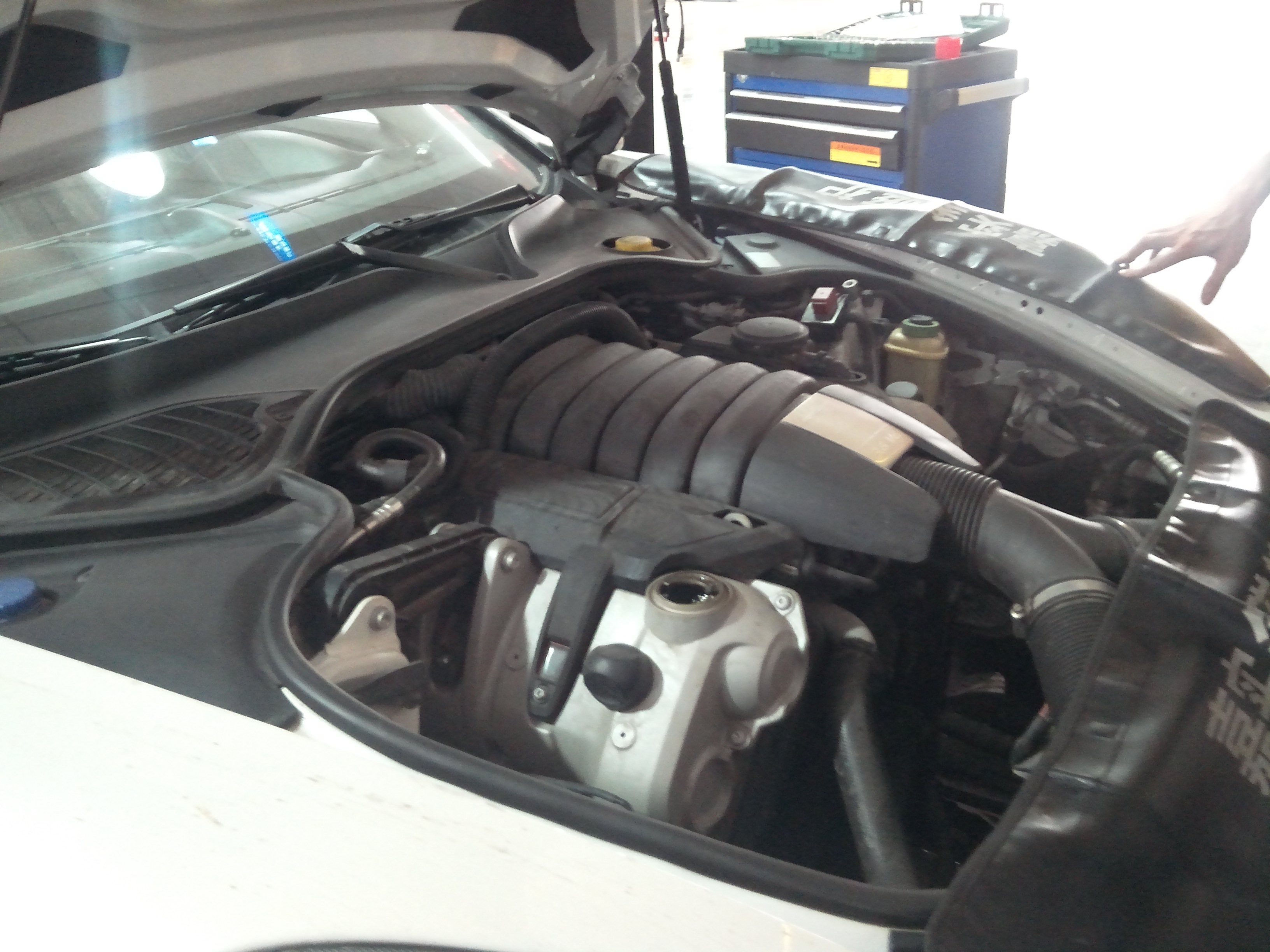 廣西南寧保時(shí)捷維修改裝