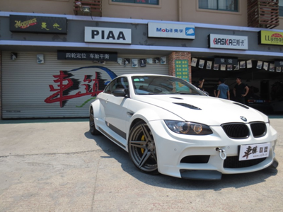 【車鎮(zhèn)改裝】寶馬M3 改裝DUKE寬體包圍/剎車/KW避震/BC輪轂
