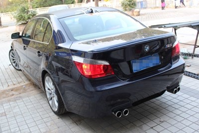 【車鎮(zhèn)改裝】寶馬E60改M5套件