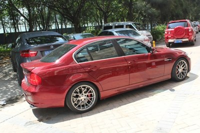 【車鎮(zhèn)改裝】寶馬E90改KW/V3避震 / EISNAMANN排氣 / BROMBO剎車 / 18寸輪轂