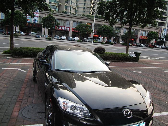 佛山汽車音響·途歌汽車影音：馬自達(dá)RX8個(gè)性音響改裝