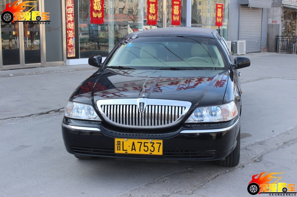 加長(zhǎng)老林肯豪華內(nèi)飾改裝