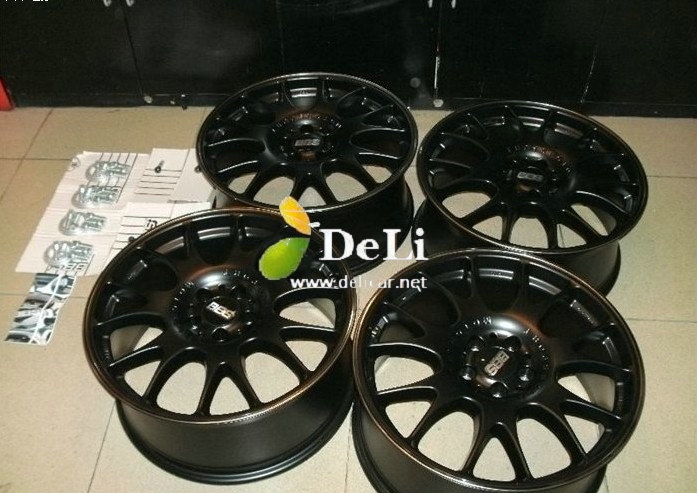 大連汽車改裝A4L改裝艾巴赫防傾桿B12避震排氣改裝輪轂