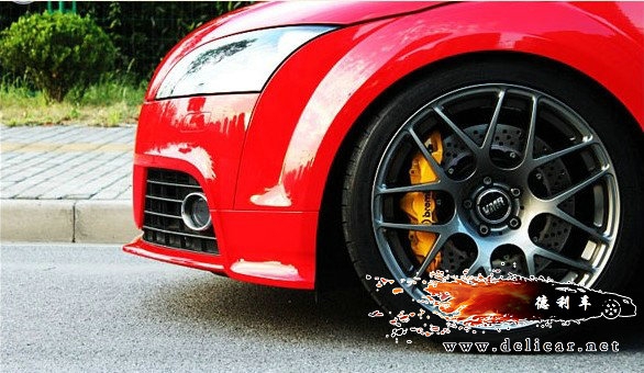 大连改装奥迪TT 改装KW V3 避震 天蝎排气Brembo刹车 HR防倾杆Neuspeed进气