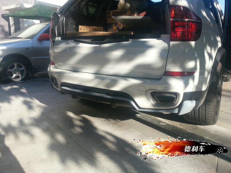大連改裝汽車寶馬X5performance 包圍輪轂行李架排氣