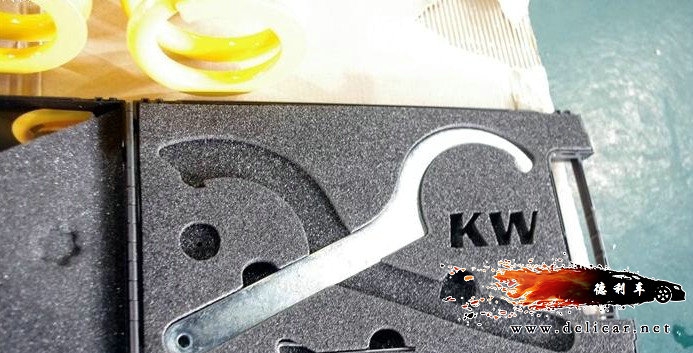 大連德利汽車改裝寶馬325i KW v3避震