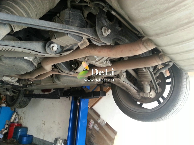 大連德利汽車改裝保時(shí)捷卡宴turbo改Tubi排氣