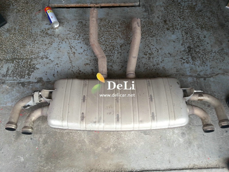 大連德利汽車改裝保時(shí)捷卡宴turbo改Tubi排氣