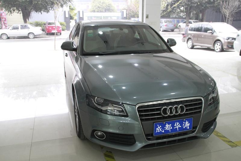 成都華濤奧迪A4L汽車音響改裝曼斯特和大能隔音