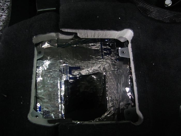 寶馬X3無損安裝英國Baf寶馬專車專用喇叭