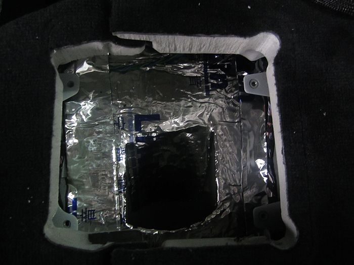 寶馬X3無損安裝英國Baf寶馬專車專用喇叭