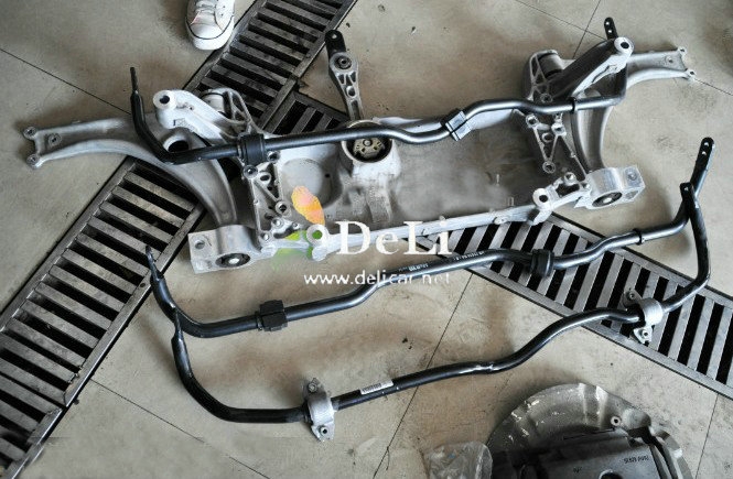 大連德利汽車改裝大眾R36(2箱）