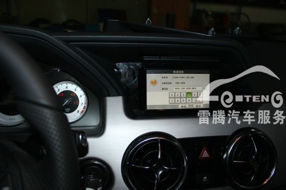 奔馳GLK300原車屏幕升級導(dǎo)航,深圳奔馳專業(yè)安裝倒車影像,原車屏幕升級改導(dǎo)航