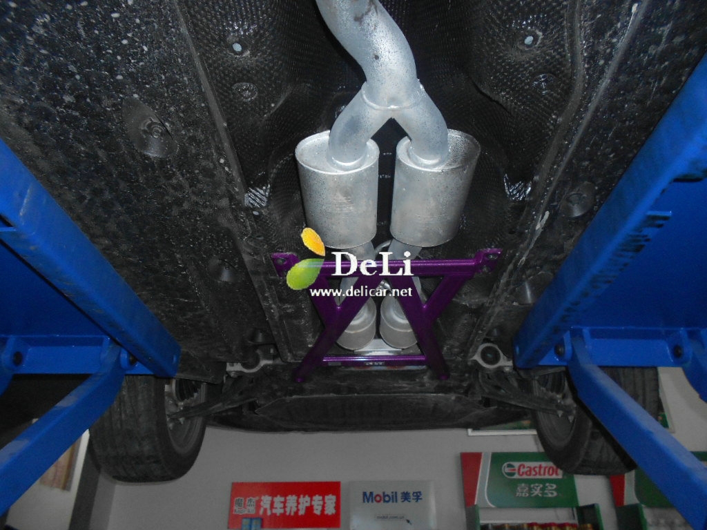 大連德利汽車改裝大眾邁騰獅特拉桿