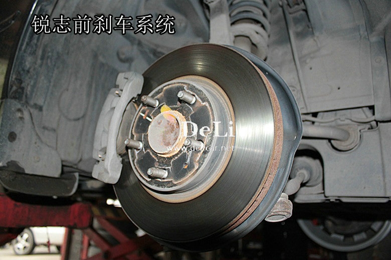 大連德利汽車改裝豐田銳志改裝UPSOAR剎車升級