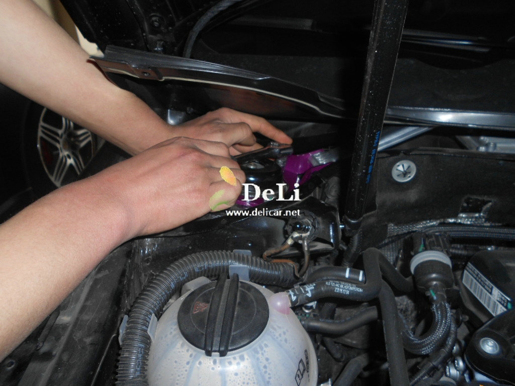 大連德利汽車改裝邁騰獅特拉桿平衡桿