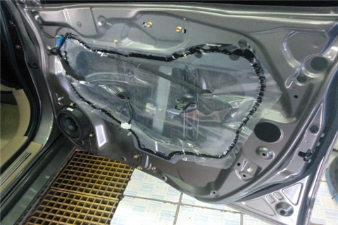 云南麗江護(hù)車(chē)使者哈弗H6升級(jí)原車(chē)音響