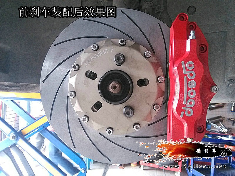 大連德利汽車改裝歐寶特安裝前后UPSOAR剎車套裝作業(yè)圖