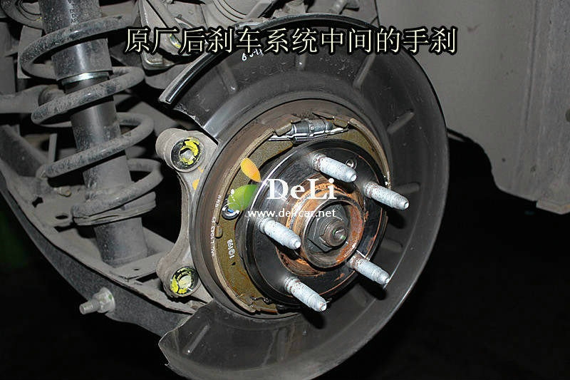 大連德利汽車改裝科邁羅變形記-升級(jí)前后剎車排氣作業(yè)