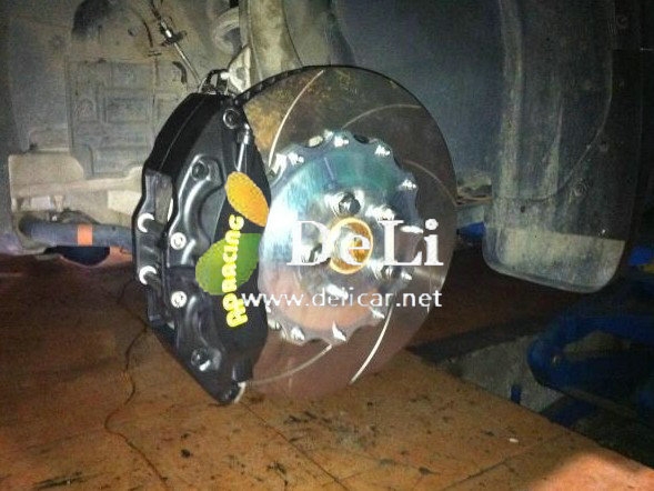 大連德利汽車改裝FX35改裝AP剎車改裝排氣