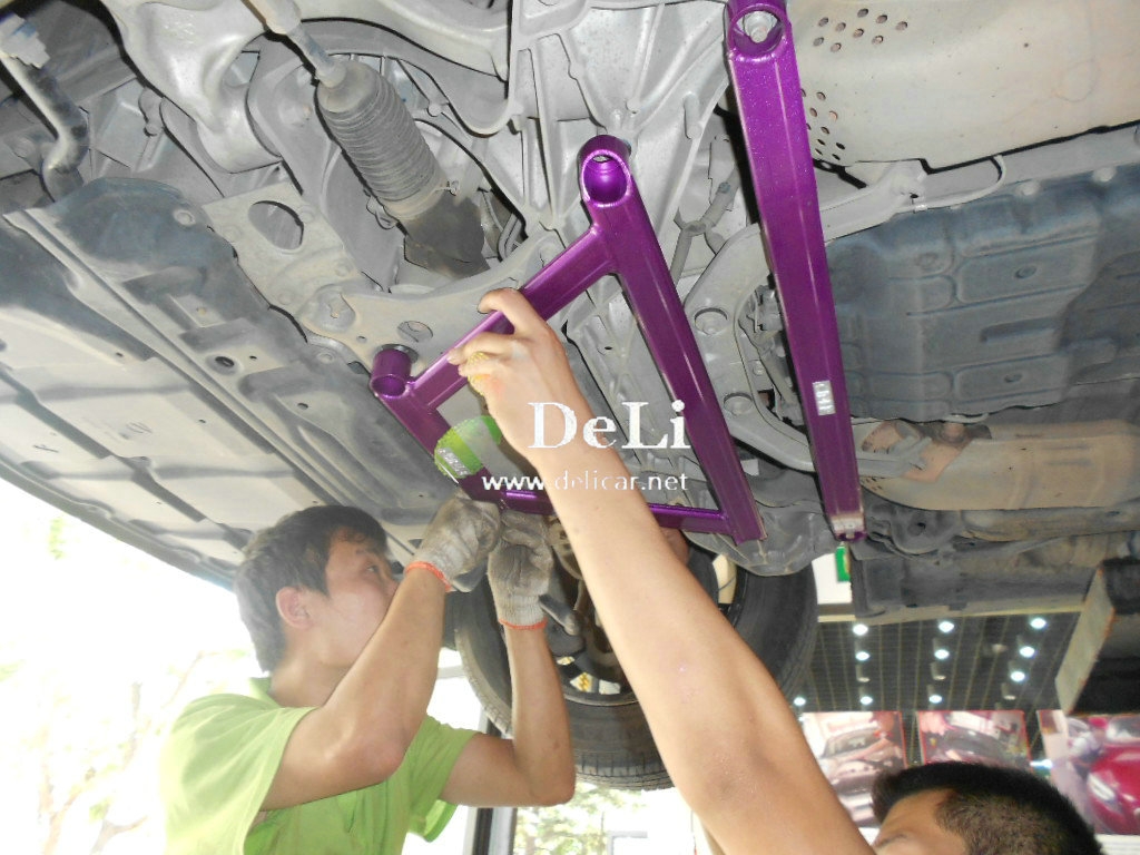 大連德利汽車改裝G25改FGK排氣KN69進氣獅特拉桿