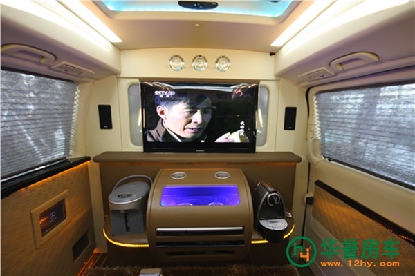 威霆內(nèi)飾改裝房車(chē) 兩款案例欣賞