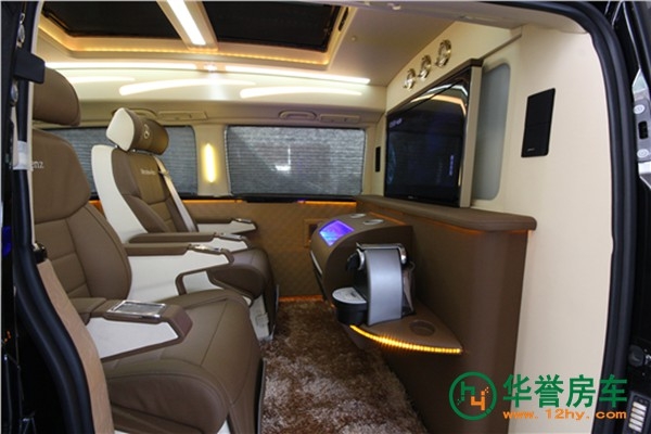 威霆內(nèi)飾改裝房車(chē) 兩款案例欣賞