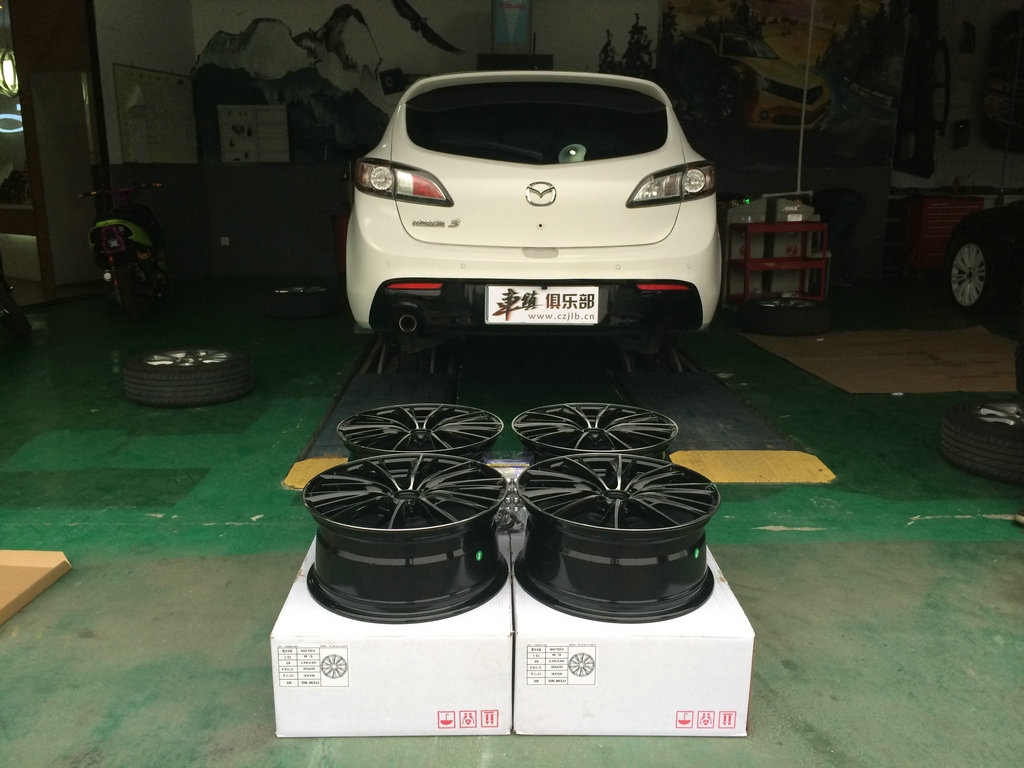 【車鎮(zhèn)改裝】馬自達(dá)改裝輪轂