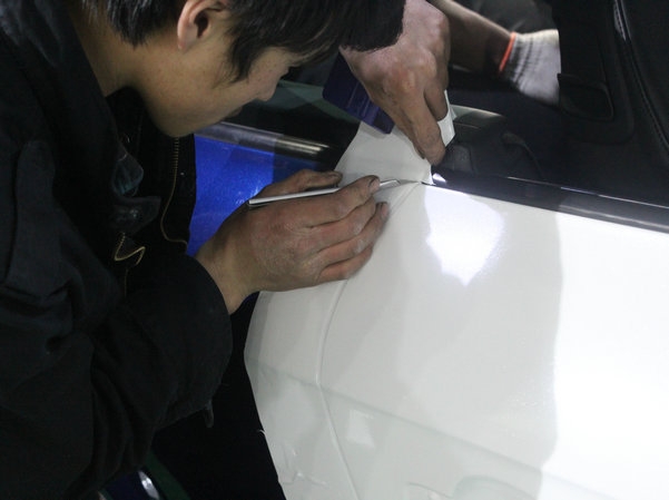 【車鎮(zhèn)改裝】奧迪TT全車身車貼改色