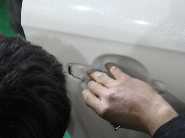 【車鎮(zhèn)改裝】奧迪TT全車身車貼改色