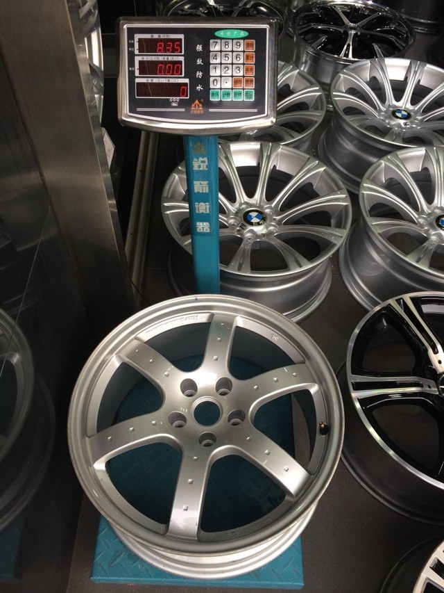 RAYS，鍛造五輻 18 8J ET30 8.5J ET33 5*114.3（NISEEN專用）、8·35KG、