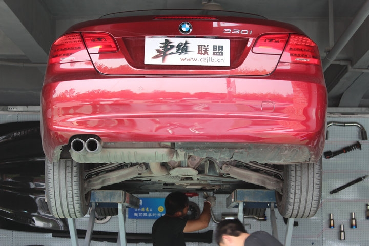 【車鎮(zhèn)改裝】寶馬330改M3款后保險(xiǎn)杠+aspec中尾段