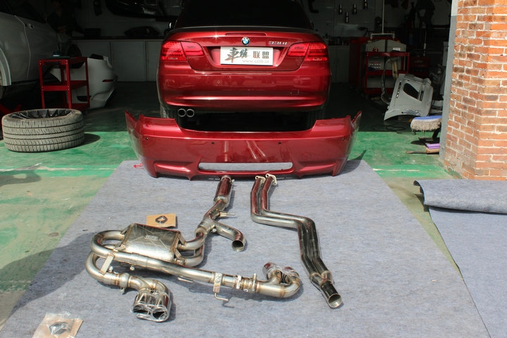 【車鎮(zhèn)改裝】寶馬330改M3款后保險(xiǎn)杠+aspec中尾段