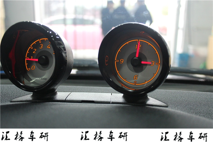 奔馳斯瑪特smart改裝儀表/排氣/16寸輪轂-長(zhǎng)沙匯格車研奔馳專業(yè)改裝