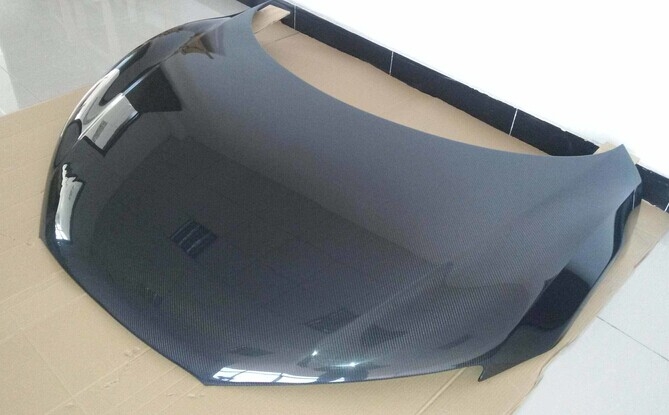 Audi R8 OEM 碳纖維機(jī)蓋