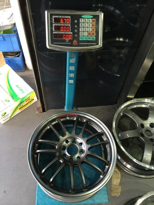 RAYS、RE30、17寸7J、ET42、4X100、重6·7KG、[em]e327540[/em]飛度、雨燕、等全新現貨