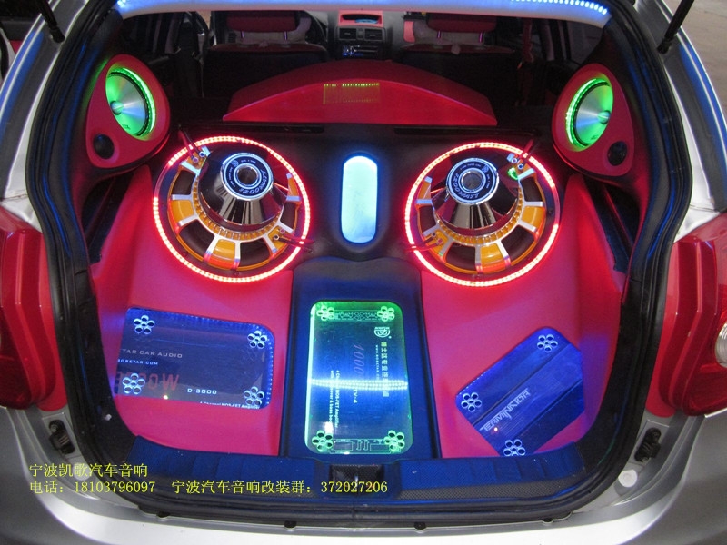 寧波凱歌汽車音響 雷克薩斯CT200汽車升級(jí)隔音再現(xiàn)經(jīng)典音色
