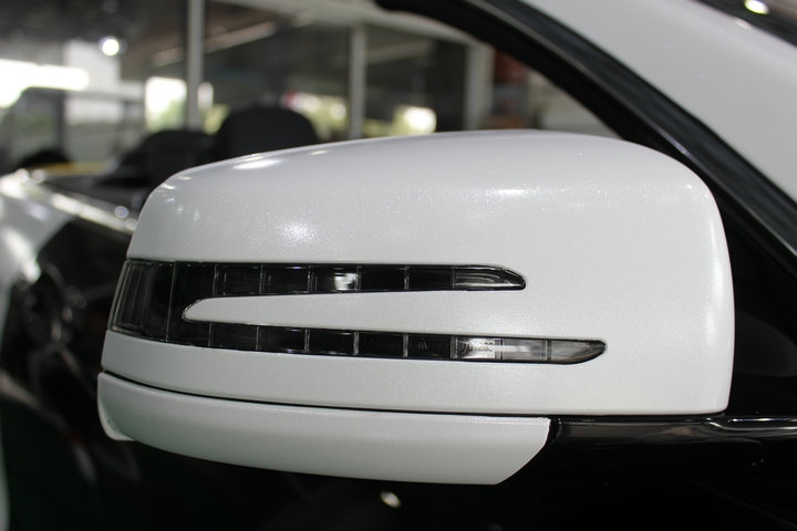 【車鎮(zhèn)改裝】奔馳E260車身貼膜