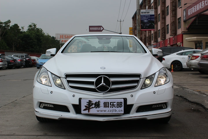 【車鎮(zhèn)改裝】奔馳E260車身貼膜