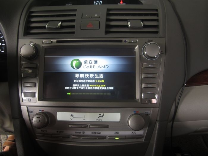 凱美瑞改裝華陽專車專用DVD導航+高清倒車后視攝像頭