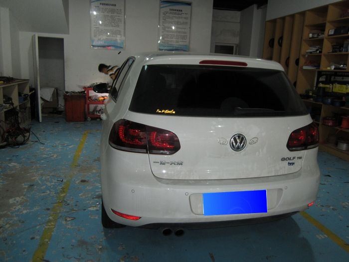 夏日勁爆改裝，高爾夫驚艷出街