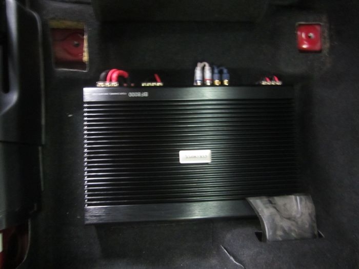 音樂根本停不下來  看三菱勁炫音響改裝