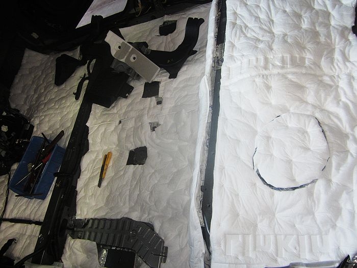 CRV全車俄羅斯STP隔音，出入盡顯軍工品質(zhì)